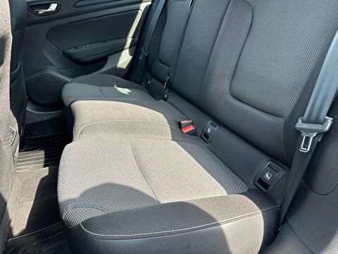 renault, megane, sedan 1.3 tce touch edc, otomatik, benzin 2.el otomobil | renew 26