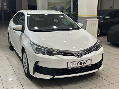Toyota, Corolla, Sedan 1.33 Life, Manuel, Benzin 2. el otomobil | renew Mobile