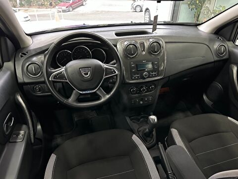 dacia, sandero, hatchback 0.9 tce stepway easy-r, otomatik, benzin 2.el otomobil | renew 8