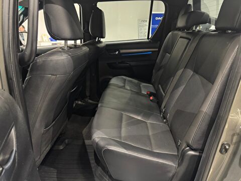 toyota, hi-lux, çift kabin pick-up 2.4 d-4d 4x4 ınvincible jbl otomatik, otomatik, dizel 2.el otomobil | renew 21