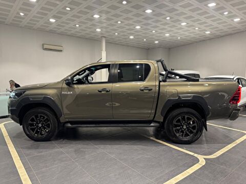 toyota, hi-lux, çift kabin pick-up 2.4 d-4d 4x4 ınvincible jbl otomatik, otomatik, dizel 2.el otomobil | renew 7