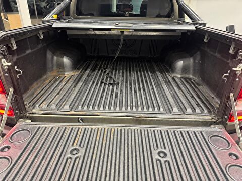 toyota, hi-lux, çift kabin pick-up 2.4 d-4d 4x4 ınvincible jbl otomatik, otomatik, dizel 2.el otomobil | renew 28