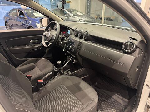 dacia, duster, suv 1.5 bluedcı 4x4 prestige, manuel, dizel 2.el otomobil | renew 23