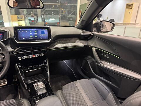 peugeot, 2008, crossover 1.2 puretech gt eat8, otomatik, benzin 2.el otomobil | renew 19