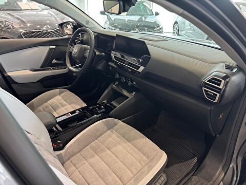 citroen, c4 x, 1.2 puretech max eat8, otomatik, benzin 2.el otomobil | renew 26