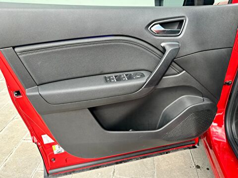 renault, captur, crossover 1.3 tce mhev ıcon edc, otomatik, mhev 2.el otomobil | renew 17