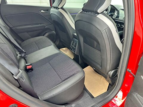 renault, captur, crossover 1.3 tce mhev ıcon edc, otomatik, mhev 2.el otomobil | renew 15