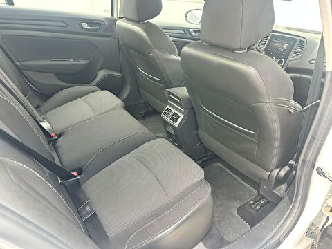 renault, megane, sedan 1.3 tce touch edc, otomatik, benzin 2.el otomobil | renew 22