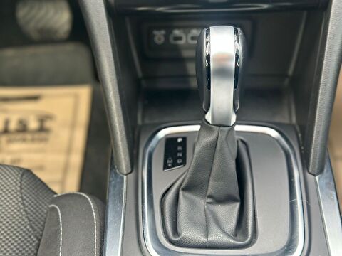 renault, megane, sedan 1.3 tce touch edc, otomatik, benzin 2.el otomobil | renew 28