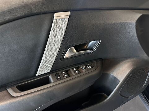 citroen, c4 x, 1.2 puretech shine eat8, otomatik, benzin 2.el otomobil | renew 24