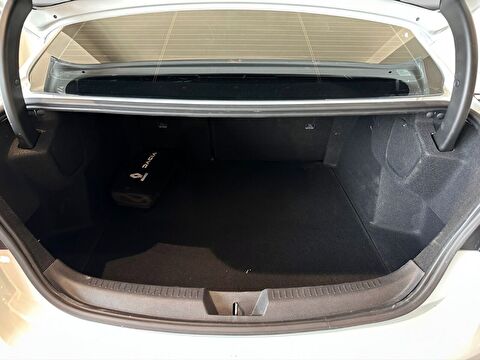 renault, megane, sedan 1.3 tce touch edc, otomatik, benzin 2.el otomobil | renew 10