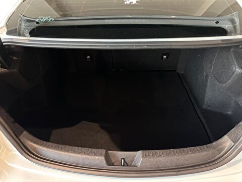 renault, megane, sedan 1.3 tce ıcon edc, otomatik, benzin 2.el otomobil | renew 10