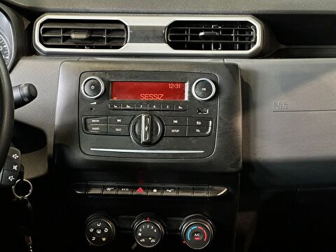 dacia, duster, 1.3 turbo essential 4x2 edc, otomatik, benzin 2.el otomobil | renew 19