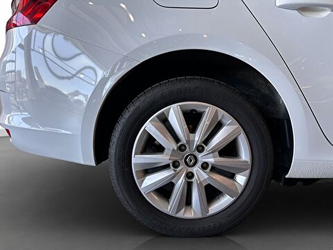 renault, megane, sedan 1.3 tce touch edc, otomatik, benzin 2.el otomobil | renew 9