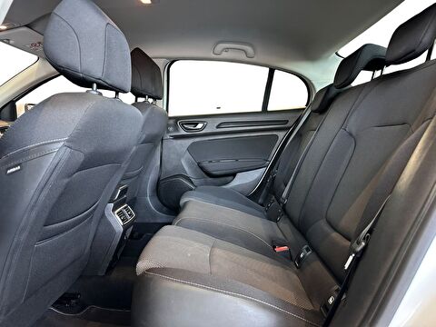 renault, megane, sedan 1.3 tce touch edc, otomatik, benzin 2.el otomobil | renew 15