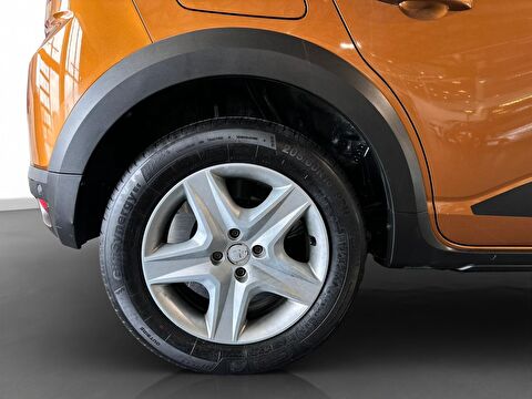 dacia, sandero stepway, sandero 1.0 turbo stepway comfort x-tronic, otomatik, benzin 2.el otomobil | renew 9