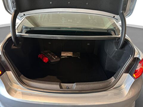 renault, megane, sedan 1.3 tce ıcon edc, otomatik, benzin 2.el otomobil | renew 10