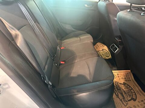 renault, megane, sedan 1.3 tce joy edc, otomatik, benzin 2.el otomobil | renew 11