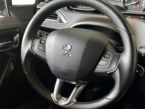 peugeot, 208, hatchback 1.5 bluehdı signature dynamic, manuel, dizel 2.el otomobil | renew 18