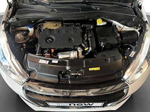 peugeot, 208, hatchback 1.5 bluehdı signature dynamic, manuel, dizel 2.el otomobil | renew 21