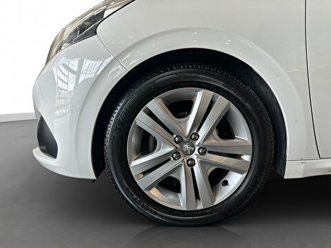 peugeot, 208, hatchback 1.5 bluehdı signature dynamic, manuel, dizel 2.el otomobil | renew 6