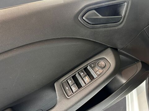 renault, clio, hatchback 1.0 tce equilibre, manuel, benzin 2.el otomobil | renew 25