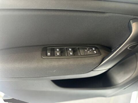 renault, megane, sedan 1.3 tce touch edc, otomatik, benzin 2.el otomobil | renew 17