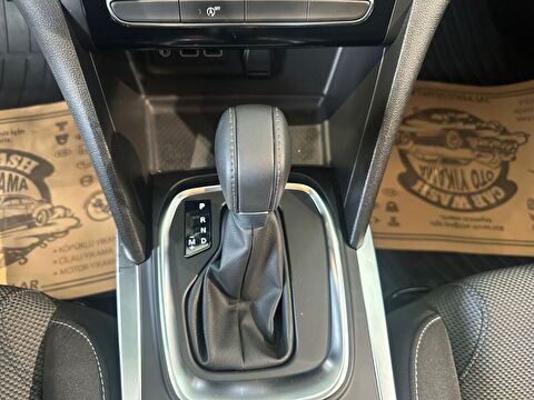 renault, megane, sedan 1.3 tce touch edc, otomatik, benzin 2.el otomobil | renew 14