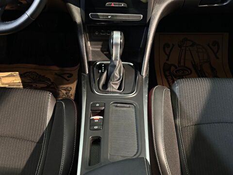 renault, megane, sedan 1.3 tce ıcon edc, otomatik, benzin 2.el otomobil | renew 19