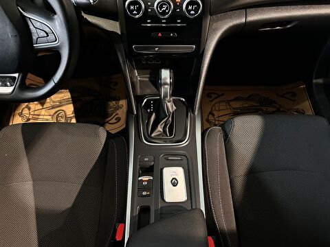 renault, megane, sedan 1.3 tce touch edc, otomatik, benzin 2.el otomobil | renew 19