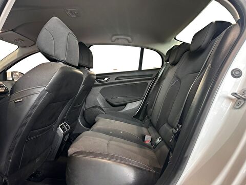 renault, megane, sedan 1.3 tce touch edc, otomatik, benzin 2.el otomobil | renew 14