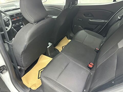 dacia, sandero, hatchback 1.0 tce essential cvt, otomatik, benzin 2.el otomobil | renew 13