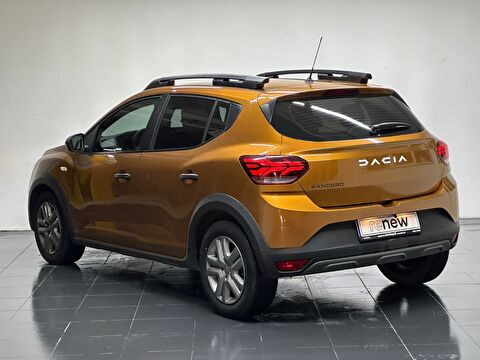 dacia, sandero, hatchback 1.0 tce stepway essential, manuel, benzin 2.el otomobil | renew 4