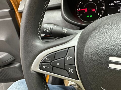 dacia, sandero, hatchback 1.0 tce stepway essential, manuel, benzin 2.el otomobil | renew 21