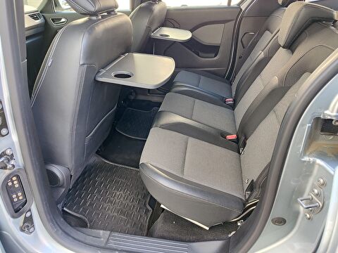 renault, kangoo multix, combi 1.3 tce ıconic edc, otomatik, benzin 2.el otomobil | renew 24