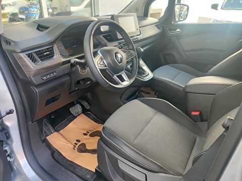 renault, kangoo multix, combi 1.3 tce ıconic edc, otomatik, benzin 2.el otomobil | renew 20