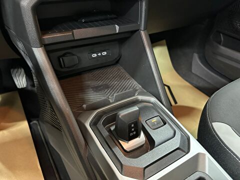 renault, duster, suv 1.6 e-tech techno otomatik, otomatik, hybrid 2.el otomobil | renew 18