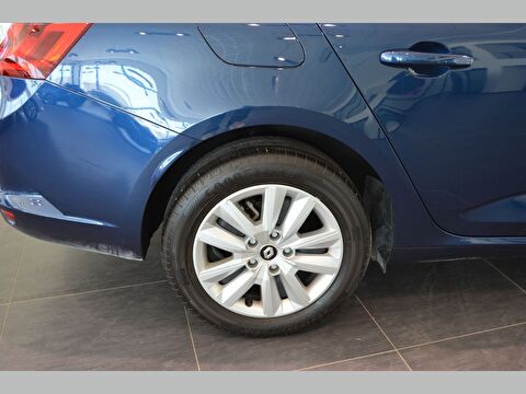 renault, megane, sedan 1.3 tce touch edc, otomatik, benzin 2.el otomobil | renew 21