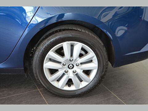 renault, megane, sedan 1.3 tce touch edc, otomatik, benzin 2.el otomobil | renew 19