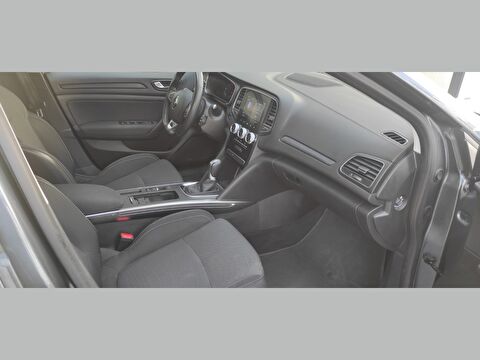 renault, megane, sedan 1.3 tce touch edc, otomatik, benzin 2.el otomobil | renew 20