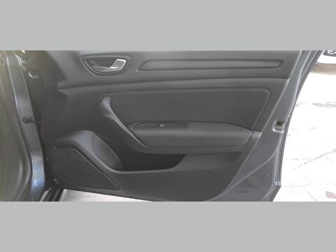 renault, megane, sedan 1.3 tce touch edc, otomatik, benzin 2.el otomobil | renew 18