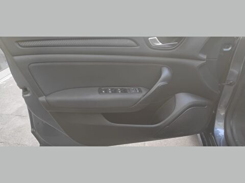 renault, megane, sedan 1.3 tce touch edc, otomatik, benzin 2.el otomobil | renew 11