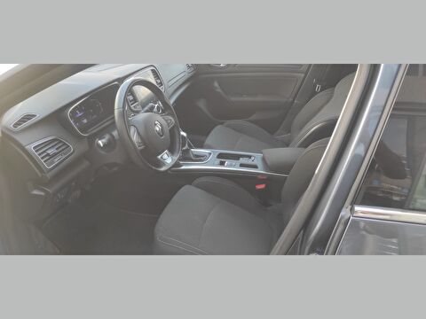 renault, megane, sedan 1.3 tce touch edc, otomatik, benzin 2.el otomobil | renew 10
