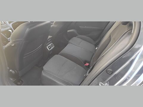 renault, megane, sedan 1.3 tce touch edc, otomatik, benzin 2.el otomobil | renew 12