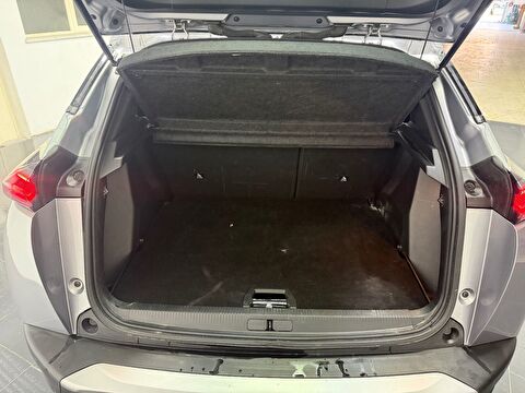 peugeot, e-2008, allure 100kw, otomatik, elektrik 2.el otomobil | renew 22