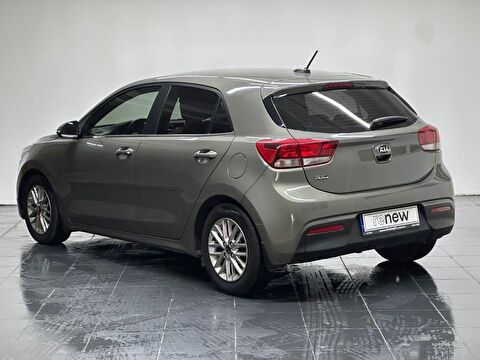 kia, rio, hatchback 1.4 cvvt elegance tekno otomatik, otomatik, benzin 2.el otomobil | renew 4