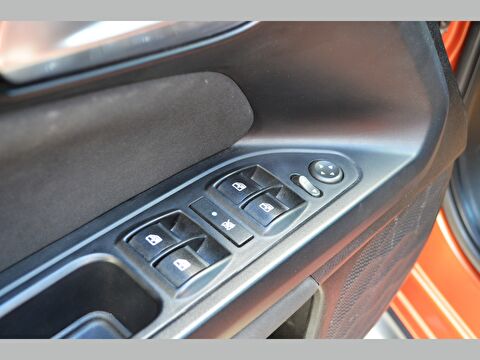 fiat, egea, cross 1.5 t4 mhev street otomatik, otomatik, mhev 2.el otomobil | renew 15