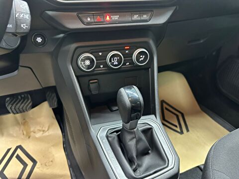 dacia, sandero, hatchback 1.0 tce stepway expression cvt, otomatik, benzin 2.el otomobil | renew 23