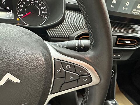 dacia, sandero, hatchback 1.0 tce stepway expression cvt, otomatik, benzin 2.el otomobil | renew 22