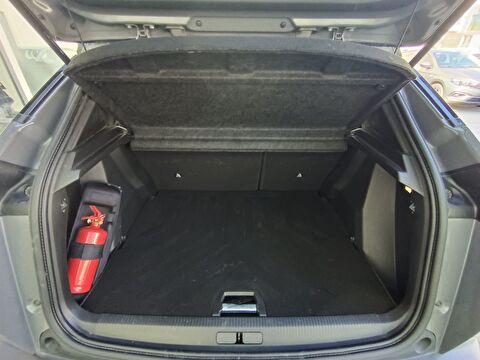 peugeot, 2008, crossover 1.2 puretech gt eat8, otomatik, benzin 2.el otomobil | renew 23